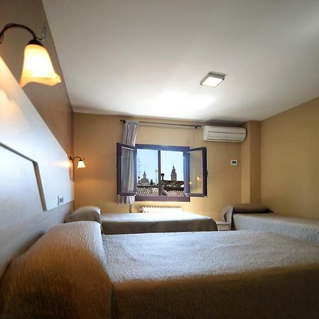 Hostal Palacete De Los Arcedianos Tarazona Luaran gambar