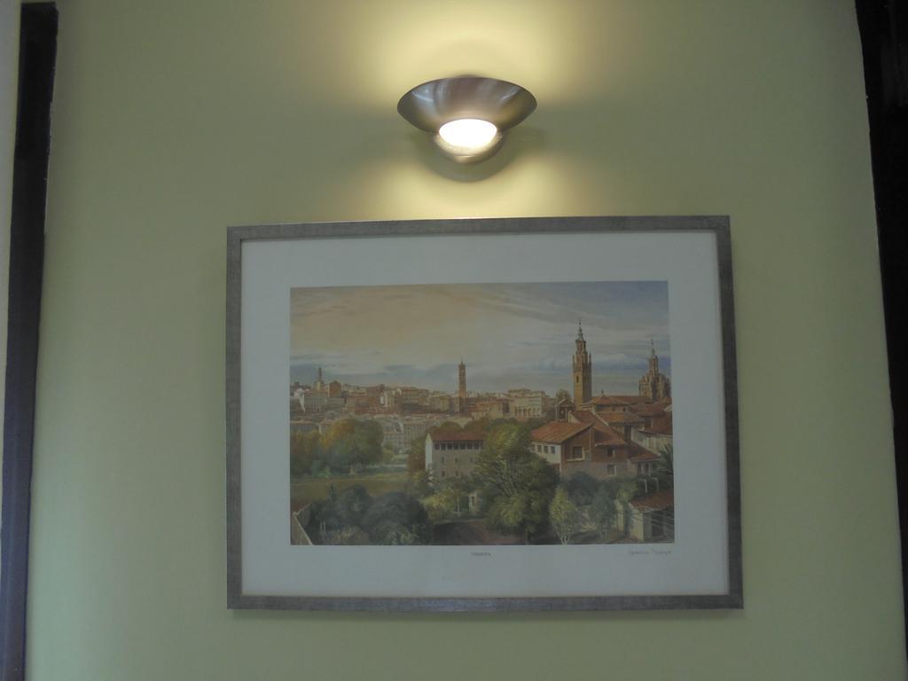 Hostal Palacete De Los Arcedianos Tarazona Luaran gambar