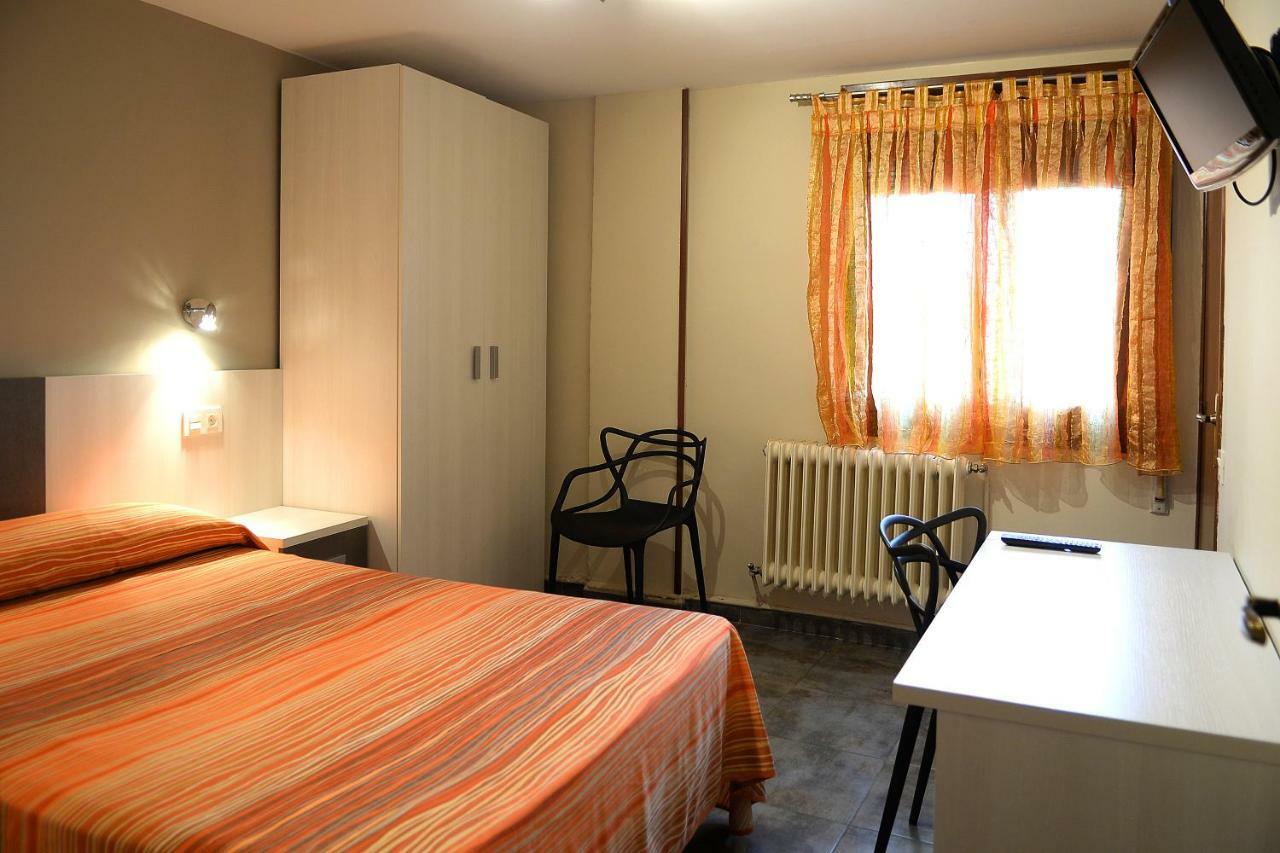 Hostal Palacete De Los Arcedianos Tarazona Luaran gambar