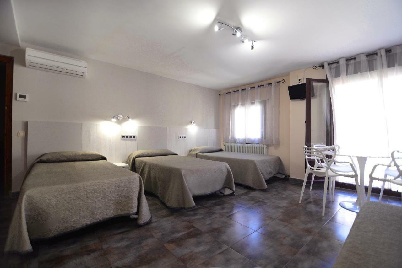 Hostal Palacete De Los Arcedianos Tarazona Luaran gambar